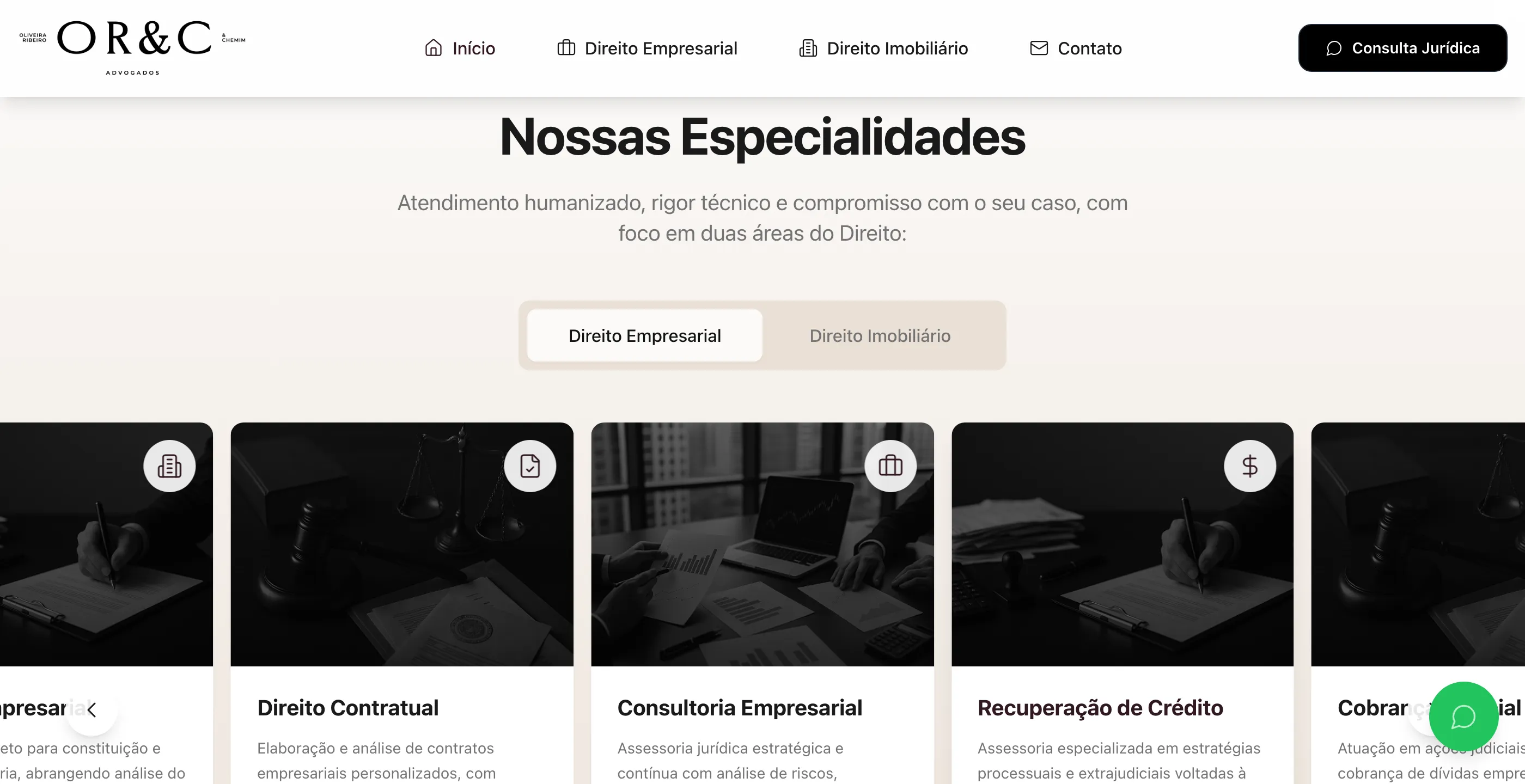 Seção de especialidades com abas para direito empresarial e imobiliário e carrossel de serviços