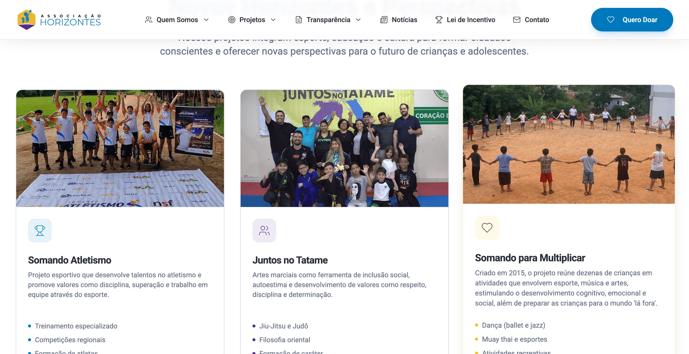Cards dos três projetos da Associação Horizontes com fotos das atividades e listas do que cada um oferece